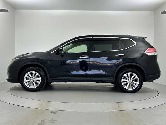 日産 エクストレイル 20X エマージェンシーブレーキ 奈良県 2014(平26)年 7.2万km 黒 純正7インチSDナビ/フルセグTV/Bluetoothオーディオ/DVD再生/バックカメラ/エマージェンシーブレーキ/車線逸脱警報/前後ソナー/横滑り防止/カプロンシート/４WD/ダウンヒルコントロール/ヒーテッドドアミラー/社外ETC/純正キセノンライト/純正フォグ/スマートキー/プッシュスタート/アイドリングストップ/ウインカーミラー/スペアキー