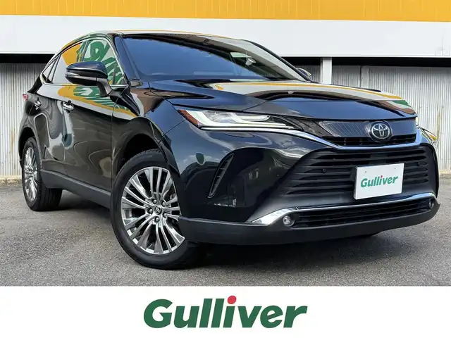 トヨタ ハリアー Z 三重県 2020(令2)年 7.2万km プレシャスブラックパール ワンオーナー/JBLサウンド/トヨタセーフティセンス/　・プリクラッシュセーフティ/　・レーントレーシングアシスト/　・ロードサインアシスト/　・ブラインドスポットモニター/　・クリアランスソナー/　・パーキングサポートブレーキ/　・レーダーグルーズコントロール/　・リアクロストラフィックアラート/　・ドライブモードセレクトスイッチ/メーカーナビ/　・ApppleCarPlay/　・AndroidAuto/　・Bluetooth/　・MiraCast/　・フルセグTV/　・AUX/純正デジタルインナーミラー（録画機能付き）/パワーバックドア/バックガイドモニター/スマートキー/プッシュスタート/オートマチックハイビーム/オートライト/LEDヘッドライト/LEDフォグライト/ハーブレザーシート/D席パワーシート/革巻きステアリング/ステアリングスイッチ/置くだけ充電/ビルトインETC2.0/オートリトラクタブルミラー/ウィンカーミラー/電子パーキングブレーキ/オートブレーキホールド/純正フロアマット/リア席充電用USBポートx２/スペアタイヤ/横滑り防止機能/サイド/カーテン/ニーエアバック