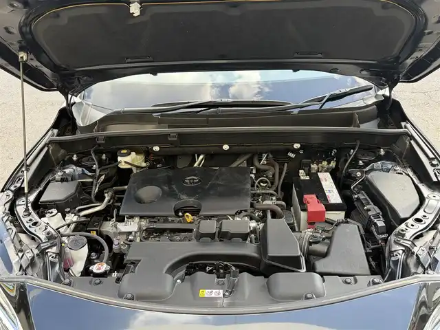 トヨタ ハリアー Z 三重県 2020(令2)年 7.2万km プレシャスブラックパール ワンオーナー/JBLサウンド/トヨタセーフティセンス/　・プリクラッシュセーフティ/　・レーントレーシングアシスト/　・ロードサインアシスト/　・ブラインドスポットモニター/　・クリアランスソナー/　・パーキングサポートブレーキ/　・レーダーグルーズコントロール/　・リアクロストラフィックアラート/　・ドライブモードセレクトスイッチ/メーカーナビ/　・ApppleCarPlay/　・AndroidAuto/　・Bluetooth/　・MiraCast/　・フルセグTV/　・AUX/純正デジタルインナーミラー（録画機能付き）/パワーバックドア/バックガイドモニター/スマートキー/プッシュスタート/オートマチックハイビーム/オートライト/LEDヘッドライト/LEDフォグライト/ハーブレザーシート/D席パワーシート/革巻きステアリング/ステアリングスイッチ/置くだけ充電/ビルトインETC2.0/オートリトラクタブルミラー/ウィンカーミラー/電子パーキングブレーキ/オートブレーキホールド/純正フロアマット/リア席充電用USBポートx２/スペアタイヤ/横滑り防止機能/サイド/カーテン/ニーエアバック