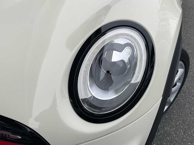 ＭＩＮＩ ミニ ジョンクーパーワークス 埼玉県 2016(平28)年 3.5万km ペッパー・ホワイト 純正ナビ/・AM/FM/BT/USB/ビルトインETC/LEDヘッドライト/パドルシフト/クルーズコントロール/プッシュスタート/保証書/取扱説明書