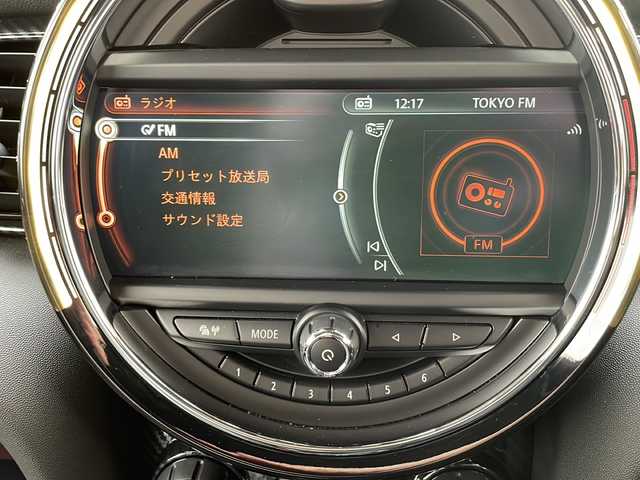 ＭＩＮＩ ミニ ジョンクーパーワークス 埼玉県 2016(平28)年 3.5万km ペッパー・ホワイト 純正ナビ/・AM/FM/BT/USB/ビルトインETC/LEDヘッドライト/パドルシフト/クルーズコントロール/プッシュスタート/保証書/取扱説明書