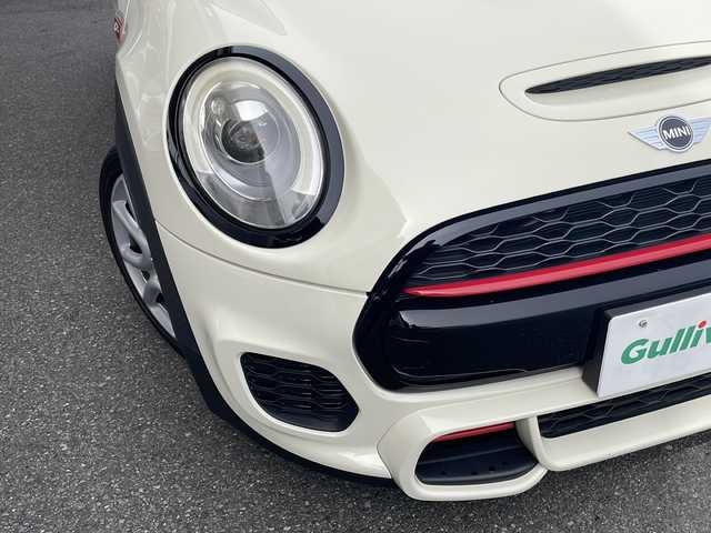 ＭＩＮＩ ミニ ジョンクーパーワークス 埼玉県 2016(平28)年 3.5万km ペッパー・ホワイト 純正ナビ/・AM/FM/BT/USB/ビルトインETC/LEDヘッドライト/パドルシフト/クルーズコントロール/プッシュスタート/保証書/取扱説明書