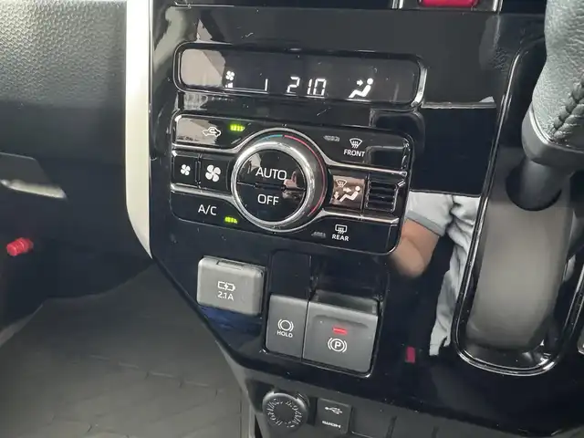 トヨタ ルーミー カスタムG 千葉県 2020(令2)年 4.5万km レーザーブルークリスタルシャイン ワンオーナー/純正ナビ（NSZT-Y68T）/フルセグTV/Bluetooth/全方位カメラ/バックカメラ/両側パワースライド/レーダークルーズコントロール/レーンキープアシスト/衝突軽減システム/コーナーセンサー/オートホールド/電動パーキング/LEDヘッドライト/オートライト/ステアリングスイッチ/純正14インチAW/ビルトインETC/前後ドライブレコーダー/プッシュスタート/スマートキー/純正フロアマット/純正ドアバイザー/アイドリングストップ/横滑り防止装置/ABS/盗難防止装置/保証書/取扱説明書