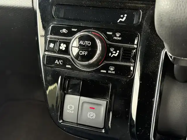 ダイハツ タント カスタム X 大分県 2022(令4)年 1.2万km ブラックマイカメタリック/シャイニングホワイトパール ・社外ナビ(BT/USB)/・バックモニター/・両側パワースライドドア/・スマートアシスト/・コーナーセンサー/・オートハイビーム/・ステアリングリモコン/・シートヒーター/・ブレーキホールド/・ドライブレコーダー/・ETC/・スマートキー/・純正アルミホイール