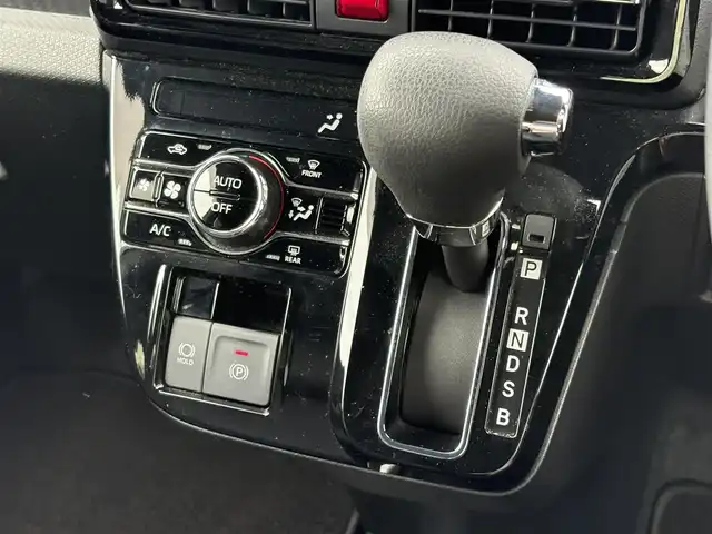 ダイハツ タント カスタム X 大分県 2022(令4)年 1.2万km ブラックマイカメタリック/シャイニングホワイトパール ・社外ナビ(BT/USB)/・バックモニター/・両側パワースライドドア/・スマートアシスト/・コーナーセンサー/・オートハイビーム/・ステアリングリモコン/・シートヒーター/・ブレーキホールド/・ドライブレコーダー/・ETC/・スマートキー/・純正アルミホイール