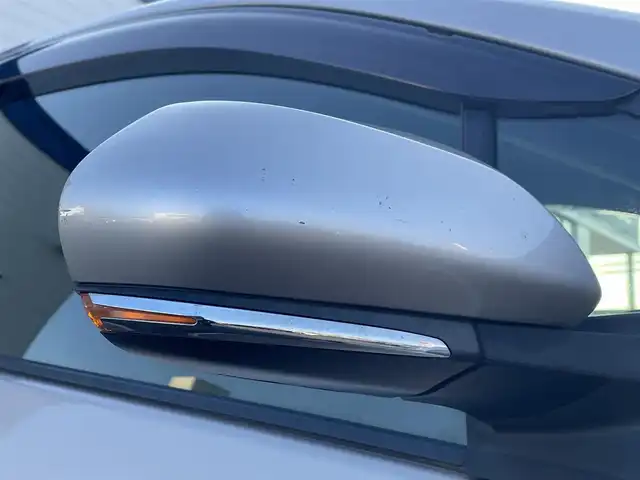 トヨタ プリウス Sセーフティプラス 熊本県 2016(平28)年 13.4万km スティールブロンドM (株)IDOMが運営する【じしゃロン熊本店】の自社ローン専用車両になります。/こちらは現金またはオートローンご利用時の価格です。自社ローンご希望の方は別途その旨お申付け下さい/純正ナビ（ＣＤ　ＤＶＤ　フルセグＴＶ　ＢＴ）　/バックカメラ　/クルーズコントロール　/ヘッドアップディスプレイ　/セーフティセンス　/レーンキープアシスト　/パーキングアシスト　/前後コーナーセンサー　/ドラレコ