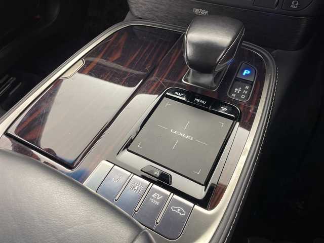 レクサス ＬＳ 500h エグゼクティブ 群馬県 2019(令1)年 11.7万km グラファイトブラックガラスフレーク 純正１２．３型ナビ　バックカメラ　ＥＴＣ２．０　ドラレコ　レザーシート　シートヒーター／シートベンチレーション　パワーシート　後席リラクゼーション機能　衝突被害軽減ブレーキ　ＢＳＭ　ＬＥＤ　禁煙車