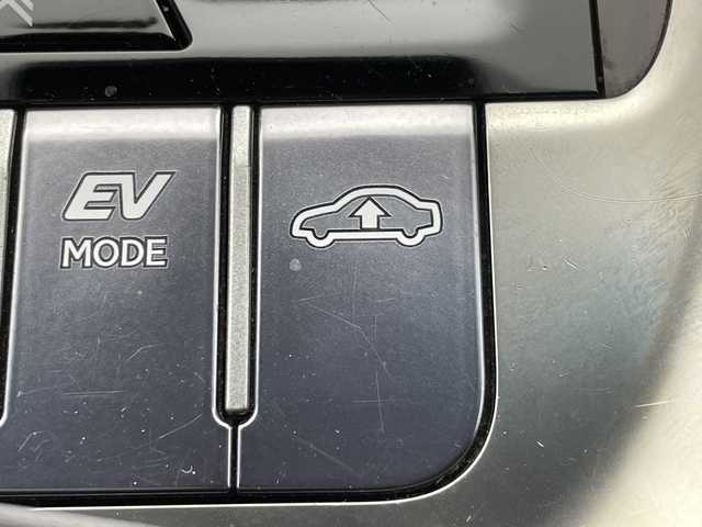 レクサス ＬＳ 500h エグゼクティブ 群馬県 2019(令1)年 11.7万km グラファイトブラックガラスフレーク 純正１２．３型ナビ　バックカメラ　ＥＴＣ２．０　ドラレコ　レザーシート　シートヒーター／シートベンチレーション　パワーシート　後席リラクゼーション機能　衝突被害軽減ブレーキ　ＢＳＭ　ＬＥＤ　禁煙車