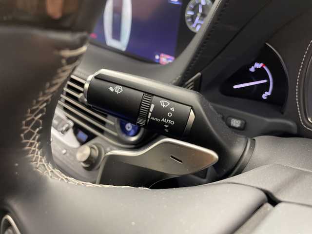 レクサス ＬＳ 500h エグゼクティブ 群馬県 2019(令1)年 11.7万km グラファイトブラックガラスフレーク 純正１２．３型ナビ　バックカメラ　ＥＴＣ２．０　ドラレコ　レザーシート　シートヒーター／シートベンチレーション　パワーシート　後席リラクゼーション機能　衝突被害軽減ブレーキ　ＢＳＭ　ＬＥＤ　禁煙車