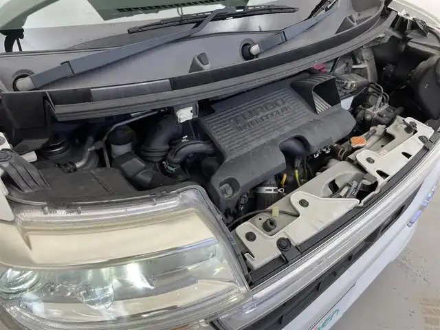 ダイハツ タント カスタム RS SA 滋賀県 2014(平26)年 8.6万km パールホワイトⅢ 禁煙車/純正8型メモリーナビ/・CD/DVD/フルセグ/Bluetooth/バックカメラ/両側自動スライドドア/純正LEDヘッドライト/ステアリングスイッチ/純正１５AW/横滑り防止/衝突軽減ブレーキ/オートライト/ETC/プッシュスタート/スマートキー