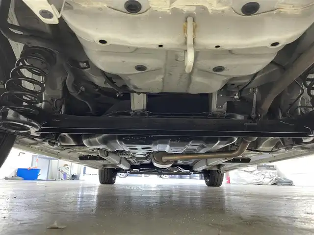 ダイハツ タント カスタム RS SA 滋賀県 2014(平26)年 8.6万km パールホワイトⅢ 禁煙車/純正8型メモリーナビ/・CD/DVD/フルセグ/Bluetooth/バックカメラ/両側自動スライドドア/純正LEDヘッドライト/ステアリングスイッチ/純正１５AW/横滑り防止/衝突軽減ブレーキ/オートライト/ETC/プッシュスタート/スマートキー