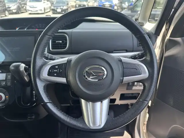 ダイハツ タント カスタム RS SA 滋賀県 2014(平26)年 8.6万km パールホワイトⅢ 禁煙車/純正8型メモリーナビ/・CD/DVD/フルセグ/Bluetooth/バックカメラ/両側自動スライドドア/純正LEDヘッドライト/ステアリングスイッチ/純正１５AW/横滑り防止/衝突軽減ブレーキ/オートライト/ETC/プッシュスタート/スマートキー