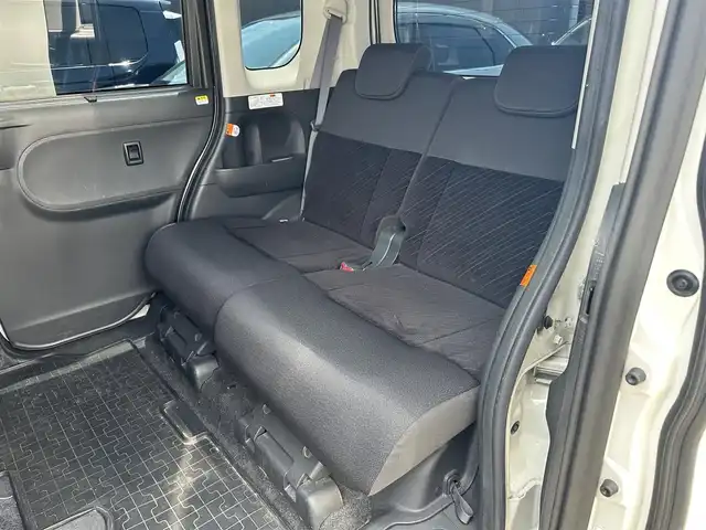 ダイハツ タント カスタム RS SA 滋賀県 2014(平26)年 8.6万km パールホワイトⅢ 禁煙車/純正8型メモリーナビ/・CD/DVD/フルセグ/Bluetooth/バックカメラ/両側自動スライドドア/純正LEDヘッドライト/ステアリングスイッチ/純正１５AW/横滑り防止/衝突軽減ブレーキ/オートライト/ETC/プッシュスタート/スマートキー