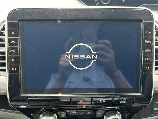 日産 セレナ ハイウェイスター V 愛媛県 2020(令2)年 4.5万km ブリリアントホワイトパール プロパイロット/フリップダウンモニター/両側電動スライドドア/ハンズフリー電動スライドドア/アラウンドビューモニター/純正メモリナビ/CD/DVD/BD/BT/MSV/iPod/フルセグTV/ドライブレコーダー/ビルトインETC/エマージェンシーブレーキ/ブラインドスポットモニター/レーンキープアシストシステム/コーナーセンサー/リア5面スモークフィルム/LEDヘッドライト/オートライト/フォグランプ/純正フロアマット/純正16インチアルミホイール/ドアバイザー/プッシュスタート/スマートキー/スペアキー１本