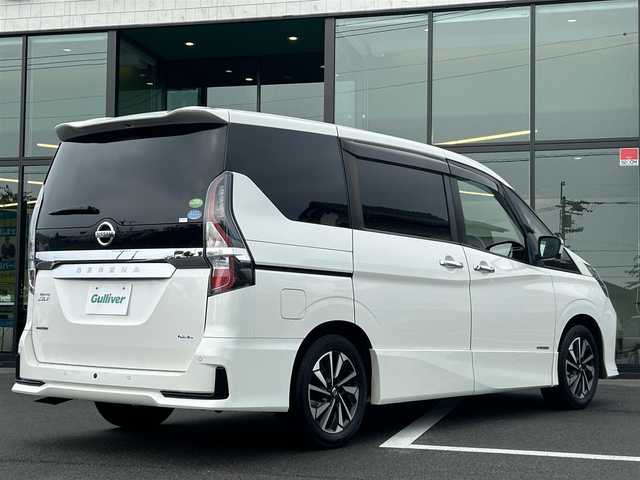 日産 セレナ ハイウェイスター V 愛媛県 2020(令2)年 4.5万km ブリリアントホワイトパール プロパイロット/フリップダウンモニター/両側電動スライドドア/ハンズフリー電動スライドドア/アラウンドビューモニター/純正メモリナビ/CD/DVD/BD/BT/MSV/iPod/フルセグTV/ドライブレコーダー/ビルトインETC/エマージェンシーブレーキ/ブラインドスポットモニター/レーンキープアシストシステム/コーナーセンサー/リア5面スモークフィルム/LEDヘッドライト/オートライト/フォグランプ/純正フロアマット/純正16インチアルミホイール/ドアバイザー/プッシュスタート/スマートキー/スペアキー１本