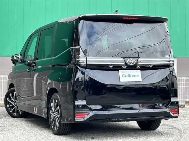 トヨタ ヴォクシー S－Z 千葉県 2025(令7)年 0.1万km未満 アティチュードブラックマイカ 純正ディスプレイオーディオ10.5インチ/純正ナビ/　(フルセグTV/CD/DVD/Bluetooth)/ブラインドスポットモニター/前後コーナーセンサー/ETC2.0/前席シートヒーター/バックカメラ/両側パワースライド/トヨタセーフティセンス/LEDヘッドライト/オートライト/スペアキー/スマートキー/プッシュエンジンスタート/純正アルミホイール