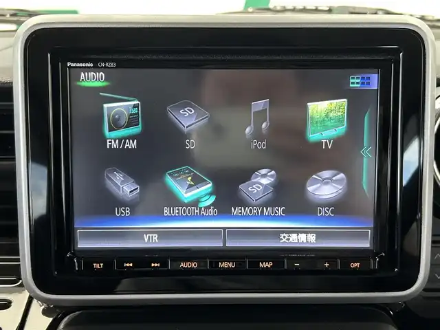 スズキ スペーシア カスタム HYBRID XS ターボ 鹿児島県 2018(平30)年 3.3万km ブルーイッシュブラックパール3 禁煙車　/純正ナビ　/Ｂｌｕｅｔｏｏｔｈ　/フルセグＴＶ　/ＴＶキャンセラー/バック・サイドカメラ　/両側パワスラ　/社外ＥＴＣ　/スマートキー　/クルコン　/後席サーキュレーター　/オートマチックハイビーム　/ロール式サンシェード　/電格ミラー/フロントフォグ/純正ドアバイザー/純正アルミ/純正フロアマット/カーテンエアバッグ