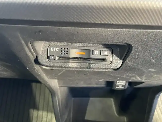 ホンダ フリード ハイブリット ジャストセレクション 福岡県 2013(平25)年 9.6万km ホワイトオーキッドパール (株)IDOMが運営する【じしゃロン八幡西店】の自社ローン専用車両になります。こちらは現金またはオートローンご利用時の価格です。自社ローンご希望の方は別途その旨お申付け下さい/純正ナビ(VXM-145VFi)/【Bluetooth・CD・DVD・TV】/バックカメラ/純正フリップダウンモニター/ETC/クルーズコントロール/両側パワースライドドア/スマートキー/オートライト/ステアリングスイッチ