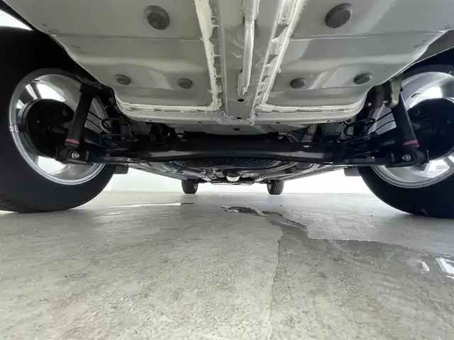 ダイハツ ロッキー X 大分県 2024(令6)年 1.3万km グレーマイカM ワンオーナー/禁煙車/スマートアシススト/衝突回避支援ブレーキ機能（対車両・対歩行者［昼夜］）/衝突警報機能（対車両・対歩行者［昼夜］）/ブレーキ制御付誤発進抑制機能（前方・後方）/車線逸脱抑制制御機能/車線逸脱警報機能/路側逸脱警報機能/ふらつき警報/先行車発進お知らせ機能/標識認識機能(進入禁止/最高速度/一時停止)/AHB（オートハイビーム）/9型ディスプレイオーディオ/・フルセグTV、BT対応/、HDMI、USB/・AppleCarPlay、AndroidAuto/ステアリングスイッチ/バックカメラ/ビルトインETC/純正ドライブレコーダー/アイドリングストップ/横滑り防止装置/電動格納ミラー/純正フロアマット/オートライト/LEDヘッドライト/純正16インチアルミホイール/保証書、取説、スペアキー有り