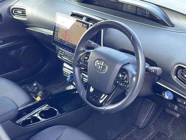トヨタ プリウス ＰＨＶ S セーフティプラス 福岡県 2018(平30)年 7.7万km ホワイトパールクリスタルシャイン アルパイン製11型フローティングナビ/バックカメラ/ソーラーパネル/ビルトインETC/レーダークルーズコントロール/ステアリングヒーター/クリアランスソナー/スマートキー/プッシュスタート/Wエアバック/ABS