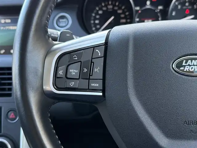 ランドローバー ランドローバー ディスカバリースポーツ　HSE 静岡県 2017(平29)年 1.5万km Ｄグリーン レザーシート/BSM/MERIDIANサウンド/純正ナビ/(Bluetooth/フルセグ)/360°カメラ/パーキングアシスト/ダウンヒルアシストコントロール/メモリー付パワーシート/シートヒーター/スマートキー/フロアマット/純正19インチアルミホイール/保証書/取扱説明書/スペアキー