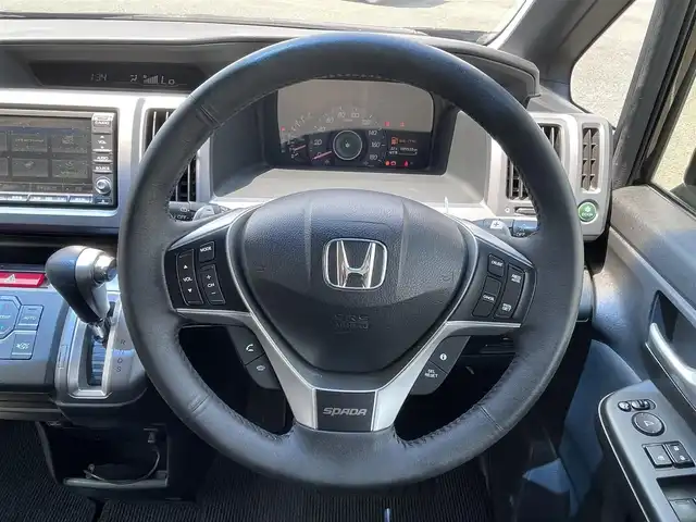 ホンダ ステップワゴン スパーダ Z インターナビセレ 熊本県 2013(平25)年 9万km プレミアムスパークルブラックパール (株)IDOMが運営する【じしゃロン熊本店】の自社ローン専用車両になりますこちらは現金またはオートローンご利用時の価格です。自社ローンご希望の方は別途その旨お申付け下さい/純正HDDナビ【9NW3】/　（ワンセグTV・DVD・CD・USB・AM/FM）/ビルトインETC/バックカメラ/アイドリングストップ/横滑り防止装置/オートライト/パドルシフト/電動格納ウィンカーミラー/ISOFIX/ドアバイザー/純正フロアマット/純正16インチアルミホイール/純正HIDヘッドライト
