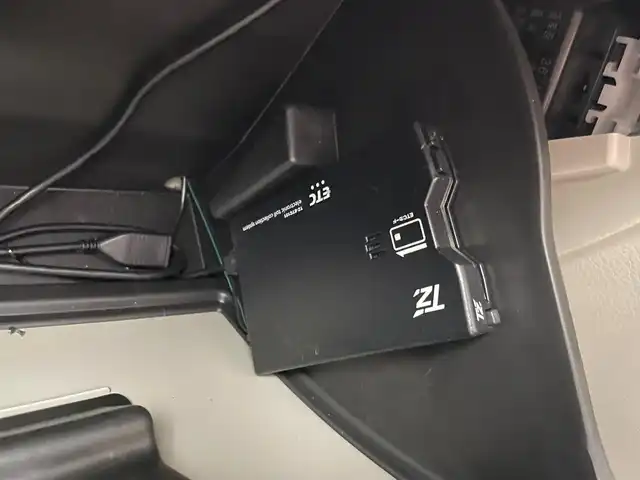 スズキ エブリィ ワゴン PZターボ スペシャル 兵庫県 2024(令6)年 0.7万km ブルーイッシュブラックパール3 社外ナビ/（CD、DVD、SD、BT）/衝突被害軽減ブレーキ/ETC/ワンオーナー/ステアリングスイッチ/サイドステップ/バックカメラ/LEDヘッドライト/フォグライト/両側パワースライドドア/アイドリングストップ/ヘッドライトレベライザー/コーナーセンサー