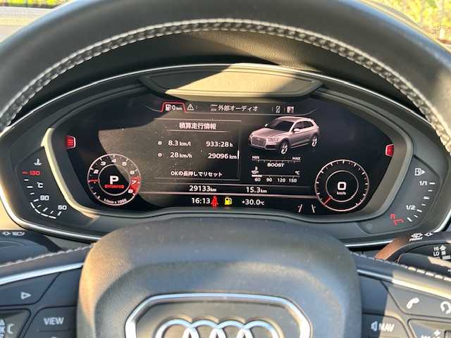 アウディ ＳＱ５ 宮城県 2018(平30)年 3万km デイトナグレーパールエフェクト ワンオーナー/ターボ/4WD/純正ナビ/バックカメラ/フルセグTV/Bluetooth/CD/DVD/衝突被害軽減システム/アダプティブクルーズコントロール/レーンキープアシスト/ダウンヒルアシストコントロール/前後コーナーセンサー/MTモード付きAT/パーキングアシスト/電動リアゲート/本革レザーシート/シートヒーター/パワーシート/純正ビルトインETC2.0/純正ドライブレコーダー/純正アルミホイール/純正フロアマット/ルーフレール/純正ルーフキャリア/LEDヘッドライト/オートライト/フォグランプ