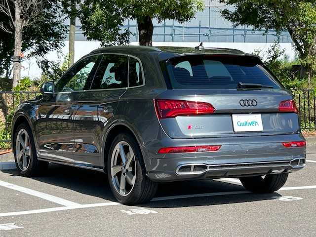 アウディ ＳＱ５ 宮城県 2018(平30)年 3万km デイトナグレーパールエフェクト ワンオーナー/ターボ/4WD/純正ナビ/バックカメラ/フルセグTV/Bluetooth/CD/DVD/衝突被害軽減システム/アダプティブクルーズコントロール/レーンキープアシスト/ダウンヒルアシストコントロール/前後コーナーセンサー/MTモード付きAT/パーキングアシスト/電動リアゲート/本革レザーシート/シートヒーター/パワーシート/純正ビルトインETC2.0/純正ドライブレコーダー/純正アルミホイール/純正フロアマット/ルーフレール/純正ルーフキャリア/LEDヘッドライト/オートライト/フォグランプ