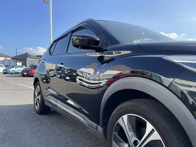 日産 キックス X ツートーンインテリアED 長崎県 2020(令2)年 5.9万km ピュアブラック ワンオーナー/純正ナビ/プロパイロット/アラウンドビューモニター/エマージェンシーブレーキ/レーンキープアシスト/デジタルインナーミラー/純正ドライブレコーダー/ＥＴＣ/シートヒーター/ステアスイッチ/ステアリングヒーター/スペアキー/オートライト/LEDヘッドライト/新車保証書/取扱説明書
