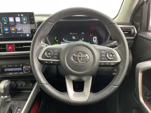 トヨタ ライズ Z 愛知県 2022(令4)年 5万km ブラックマイカメタリック/シャイニングホワイトパール ハイブリッド/純正 9インチディスプレイオーディオ/（FM/AM/TV/Bluetooth/USB/iPod/HDMI/CarPlay/AndroidAuto）/バックカメラ/ドライブレコーダー 前後/ETC/ブラインドスポットモニター/スマートアシスト/・衝突警報機能/・衝突回避支援ブレーキ/・車線逸脱警報機能/・ふらつき警報/・レーンキープコントロール［LKC］/・アダプティブクルーズコントロール/・コーナーセンサー（前後）/・標識表示機能/・先行車発進お知らせ機能/シートヒーター（D/N）/オートエアコン/プッシュスタート/オートライト/LEDヘッドランプ＋クリアランスランプ/フォグランプ/ステアリングスイッチ/電子パーキングブレーキ/ブレーキホールド/電動格納ドアミラー/純正17inAW