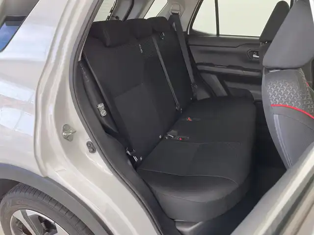 トヨタ ライズ Z 愛知県 2022(令4)年 5万km ブラックマイカメタリック/シャイニングホワイトパール ハイブリッド/純正 9インチディスプレイオーディオ/（FM/AM/TV/Bluetooth/USB/iPod/HDMI/CarPlay/AndroidAuto）/バックカメラ/ドライブレコーダー 前後/ETC/ブラインドスポットモニター/スマートアシスト/・衝突警報機能/・衝突回避支援ブレーキ/・車線逸脱警報機能/・ふらつき警報/・レーンキープコントロール［LKC］/・アダプティブクルーズコントロール/・コーナーセンサー（前後）/・標識表示機能/・先行車発進お知らせ機能/シートヒーター（D/N）/オートエアコン/プッシュスタート/オートライト/LEDヘッドランプ＋クリアランスランプ/フォグランプ/ステアリングスイッチ/電子パーキングブレーキ/ブレーキホールド/電動格納ドアミラー/純正17inAW
