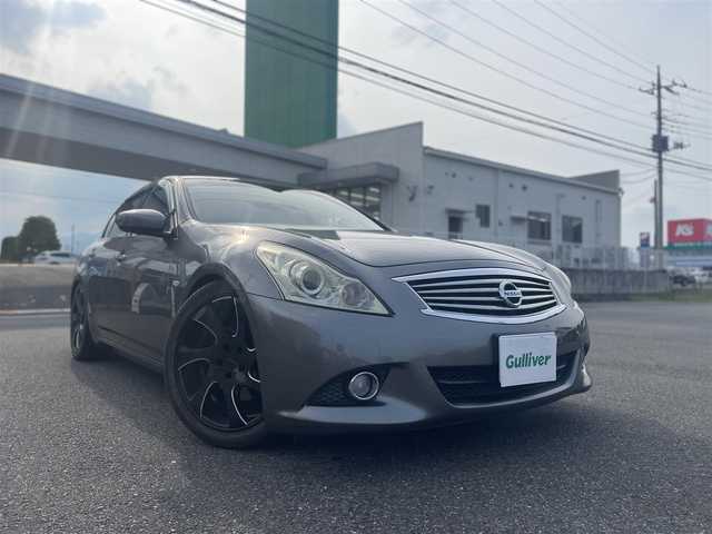 日産 スカイライン 250GT Type P 群馬県 2010(平22)年 6.2万km 銀／ガンＭ 純正メモリナビ・TV/バックカメラ/黒レザーシート/シートメモリー/プッシュスタート/ETC/社外19インチAW/車高調（TEIN）/純正足回り積込
