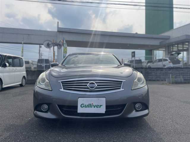 日産 スカイライン 250GT Type P 群馬県 2010(平22)年 6.2万km 銀／ガンＭ 純正メモリナビ・TV/バックカメラ/黒レザーシート/シートメモリー/プッシュスタート/ETC/社外19インチAW/車高調（TEIN）/純正足回り積込