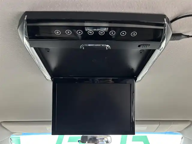 日産 エルグランド 250HWS S アーバンクロム 鹿児島県 2018(平30)年 7.7万km ファントムブラック 純正ナビ　/フルセグＴＶ/Ｂｌｕｅｔｏｏｔｈ　/バックカメラ　/前方ドラレコ　/両側パワスラ　/ＬＥＤヘッドライト　/フリップダウンモニター　/ロール式サンシェード　/カーテンエアバッグ　/スマートキー　/ハーフレザーシート/Pスタート/オットマン/革巻きステアリング/電格ミラー/フロントフォグランプ　/純正ドアバイザー