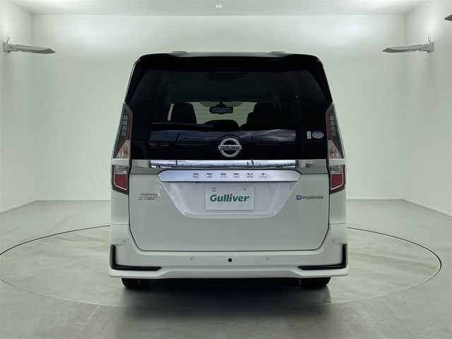 日産 セレナ e－パワー ハイウェイスター V 福井県 2021(令3)年 5.2万km ブリリアントホワイトパール 2トーン 10インチナビ/CD/DVD/BT/フルセグTV/全方位カメラ/両側パワースライドドア/プロパイロット/デジタルインナーミラー/BSM/エマージェンシーブレーキ/車線逸脱