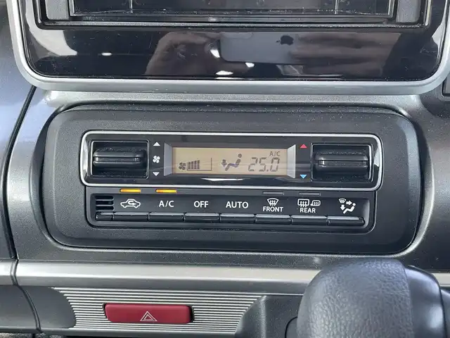 スズキ スペーシア ギア HYBRID XZ 青森県 2019(平31)年 4.1万km オフブルーメタリック/ガンメタリック2トーンルーフ ワンオーナー/４ＷＤ/社外オーディオ/両側パワースライドドア/パーキングセンサー/車線逸脱防止/衝突軽減ブレーキ/横滑り防止/純正ＬＥＤヘッドライト/フォグランプ/シートヒーター/アイドリングストップ/ＥＴＣ/取扱説明書/保証書