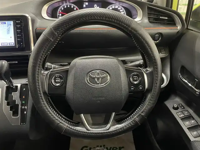 トヨタ シエンタ G 道央・札幌 2016(平28)年 8.2万km エアーイエロー 4WD/寒冷地仕様/両側パワースライドドア/純正SDナビ/・ワンセグTV/CD/DVD/BT/SD/バックカメラ/社外エンジンスターター/横滑り防止装置/3列シート/純正フロアマット/純正ドアバイザー/プッシュスタート/スマートキーx2/ウインカーミラー/社外15インチAW/社外AW付きサマータイヤ積込/・185/60R15 ’23製 6mm/取扱説明書/ナビ取扱説明書