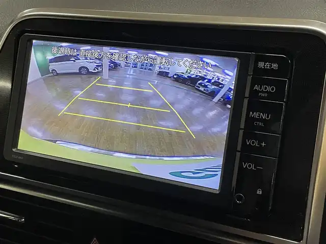 トヨタ シエンタ G 道央・札幌 2016(平28)年 8.2万km エアーイエロー 4WD/寒冷地仕様/両側パワースライドドア/純正SDナビ/・ワンセグTV/CD/DVD/BT/SD/バックカメラ/社外エンジンスターター/横滑り防止装置/3列シート/純正フロアマット/純正ドアバイザー/プッシュスタート/スマートキーx2/ウインカーミラー/社外15インチAW/社外AW付きサマータイヤ積込/・185/60R15 ’23製 6mm/取扱説明書/ナビ取扱説明書