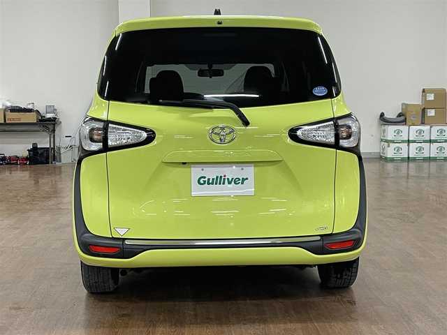 トヨタ シエンタ G 道央・札幌 2016(平28)年 8.2万km エアーイエロー 4WD/寒冷地仕様/両側パワースライドドア/純正SDナビ/・ワンセグTV/CD/DVD/BT/SD/バックカメラ/社外エンジンスターター/横滑り防止装置/3列シート/純正フロアマット/純正ドアバイザー/プッシュスタート/スマートキーx2/ウインカーミラー/社外15インチAW/社外AW付きサマータイヤ積込/・185/60R15 ’23製 6mm/取扱説明書/ナビ取扱説明書
