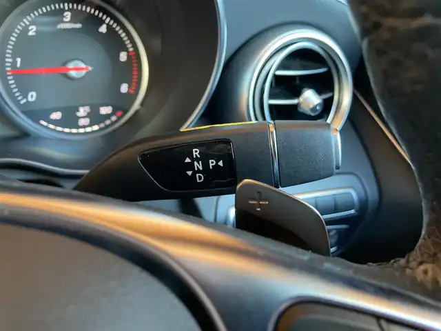 メルセデス・ベンツ Ｃ２２０ｄ ローレウスエディション 愛知県 2017(平29)年 3.9万km ポーラホワイト AMGラインインテリア・エクステリア /黒革 /パワーシート /シートヒーター/レーダーセーフティパッケージ /ACC /BSM /LKA /純正HDDナビ/バックカメラ /フルセグTV /LEDヘッドライト/オートライト/ETC/スマートキー/純正18インチアルミホイール