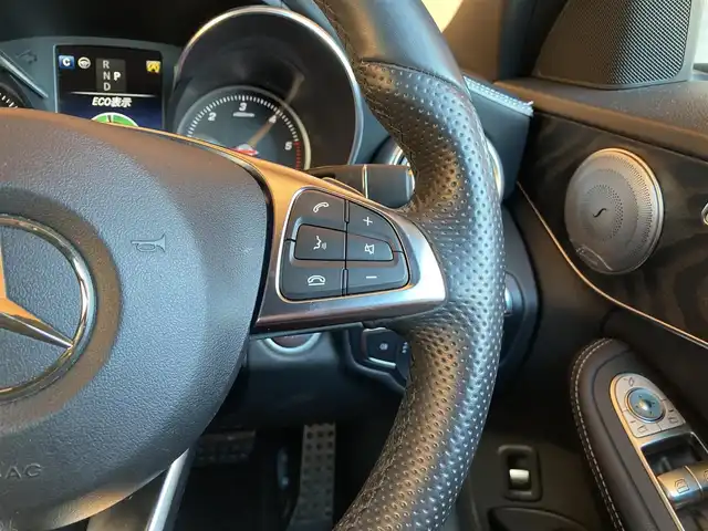 メルセデス・ベンツ Ｃ２２０ｄ ローレウスエディション 愛知県 2017(平29)年 3.9万km ポーラホワイト AMGラインインテリア・エクステリア /黒革 /パワーシート /シートヒーター/レーダーセーフティパッケージ /ACC /BSM /LKA /純正HDDナビ/バックカメラ /フルセグTV /LEDヘッドライト/オートライト/ETC/スマートキー/純正18インチアルミホイール