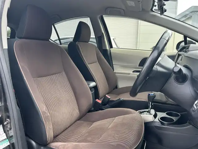 トヨタ アクア G 香川県 2013(平25)年 8.6万km ブラックマイカ 純正SDナビ/CD/Bluetooth/フルセグ/バックカメラ/純正15インチアルミ/スマートキー/プッシュスタート/LEDヘッドライト/前席シートヒーター/純正マット/ETC