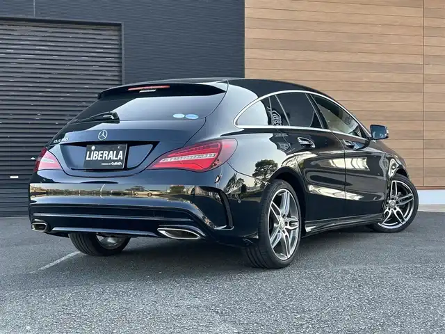 メルセデス・ベンツ ＣＬＡ１８０ Sブレイク　スポーツ 宮崎県 2017(平29)年 4.5万km コスモスブラック 純正HDDナビゲーション/・フルセグTV/・CD/・DVD/・Bluetooth/・AM FM/バックカメラ/・コーナーセンサー/アクティブクルーズコントロール/・レーンキープ/パワーバックドア/ブラインドスポットモニター/衝突軽減/ETC/純正LEDヘッドライト/・オートライト/純正フロアマット/純正アルミホイール18インチ/ハーフレザーシート/・DN席シートヒーター/・D席パワーシート/スマートキー/プッシュスタート/純正18インチAMGアルミホイール