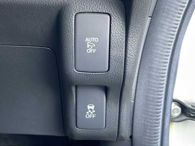 ホンダ Ｎ ＢＯＸ カスタム G ターボ Lパッケージ 長野県 2015(平27)年 7.1万km プレミアムホワイトパールⅡ ・純正7インチメモリーナビゲーション/CD DVD ワンセグTV Bluetooth/・バックカメラ/・ETC/・両側パワースライドドア/・パドルシフト/・クルーズコントロール/・純正15インチアルミホイール/・HIDヘッドライト/・オートライト/・ステアリングリモコン/・ウィンカーミラー/・電動格納ミラー/・スマートキー/・エンジンプッシュスタート/・ドアバイザー