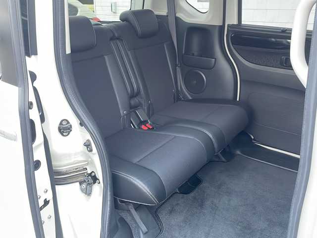 ホンダ Ｎ ＢＯＸ カスタム G ターボ Lパッケージ 長野県 2015(平27)年 7.1万km プレミアムホワイトパールⅡ ・純正7インチメモリーナビゲーション/CD DVD ワンセグTV Bluetooth/・バックカメラ/・ETC/・両側パワースライドドア/・パドルシフト/・クルーズコントロール/・純正15インチアルミホイール/・HIDヘッドライト/・オートライト/・ステアリングリモコン/・ウィンカーミラー/・電動格納ミラー/・スマートキー/・エンジンプッシュスタート/・ドアバイザー