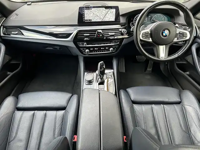 ＢＭＷ ５３０ｉ ED ミッション:インポッシブル 大阪府 2018(平30)年 7.3万km サファイアブラックP 純正HDDナビ/BT/CD/DVD/フルセグTV/USB/360度カメラ/Harman/kardonサラウンド・サウンド・システム/ヘッドアップディスプレイ/全席シートヒーター/D/N席パワーシート/パドルシフト/追従機能付きクルーズコントロール/レーンキープアシスト/前後コーナーセンサー/オートホールド/LEDヘッドライト/オートライト/フロントフォグランプ/純正19インチAW/スペアキー/ドライブレコーダー（WHSR-510）/ETC
