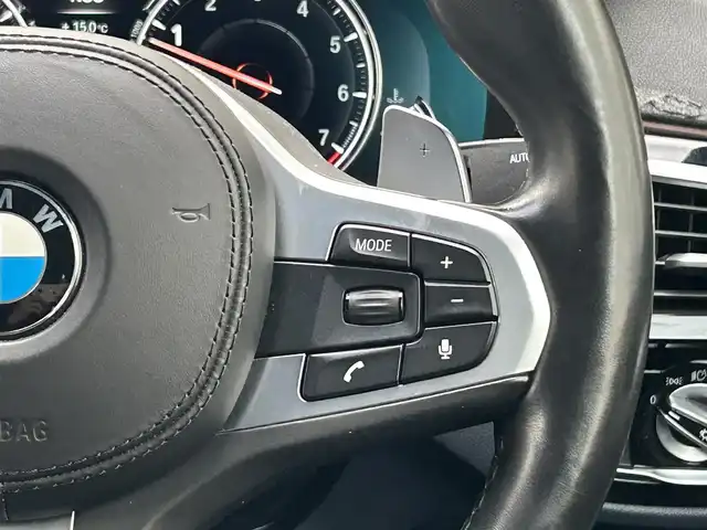 ＢＭＷ ５３０ｉ ED ミッション:インポッシブル 大阪府 2018(平30)年 7.3万km サファイアブラックP 純正HDDナビ/BT/CD/DVD/フルセグTV/USB/360度カメラ/Harman/kardonサラウンド・サウンド・システム/ヘッドアップディスプレイ/全席シートヒーター/D/N席パワーシート/パドルシフト/追従機能付きクルーズコントロール/レーンキープアシスト/前後コーナーセンサー/オートホールド/LEDヘッドライト/オートライト/フロントフォグランプ/純正19インチAW/スペアキー/ドライブレコーダー（WHSR-510）/ETC