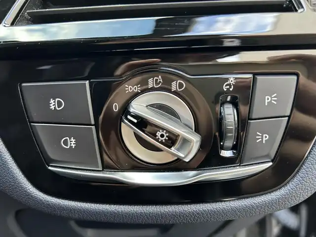 ＢＭＷ ５３０ｉ ED ミッション:インポッシブル 大阪府 2018(平30)年 7.3万km サファイアブラックP 純正HDDナビ/BT/CD/DVD/フルセグTV/USB/360度カメラ/Harman/kardonサラウンド・サウンド・システム/ヘッドアップディスプレイ/全席シートヒーター/D/N席パワーシート/パドルシフト/追従機能付きクルーズコントロール/レーンキープアシスト/前後コーナーセンサー/オートホールド/LEDヘッドライト/オートライト/フロントフォグランプ/純正19インチAW/スペアキー/ドライブレコーダー（WHSR-510）/ETC