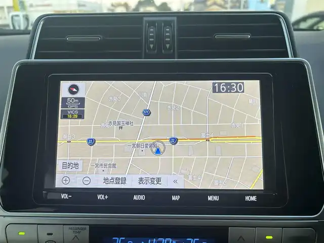 トヨタ ランドクルーザー プラド TX Lパッケージ 愛知県 2020(令2)年 2.2万km ホワイトパールクリスタルシャイン ワンオーナー/純正SDナビ/【フルセグ・DVD再生可・CD・Bluetooth】/バックカメラ/ビルトインETC/Toyota Safety Sense/【プリクラッシュセーフティ・レーンディパーチャーアラート・レーダークルーズコントロール・クリアランスソナー・ブラインドスポットモニター】/シートヒーター/パワーシート/４WD/プッシュスタート/スマートキー/スペアキーあり/新車保証書/取扱説明書